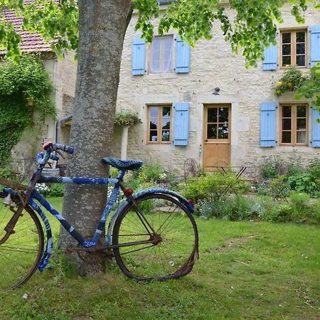 Le Vieux Velo Bed & Breakfast Chaptuzat Ngoại thất bức ảnh