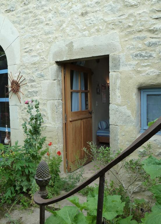 Le Vieux Velo Bed & Breakfast Chaptuzat Ngoại thất bức ảnh