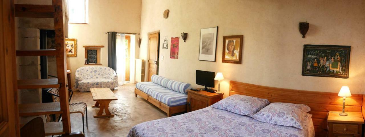 Le Vieux Velo Bed & Breakfast Chaptuzat Ngoại thất bức ảnh